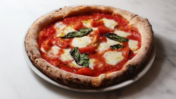 The bufalina is like a luxed-up margherita.