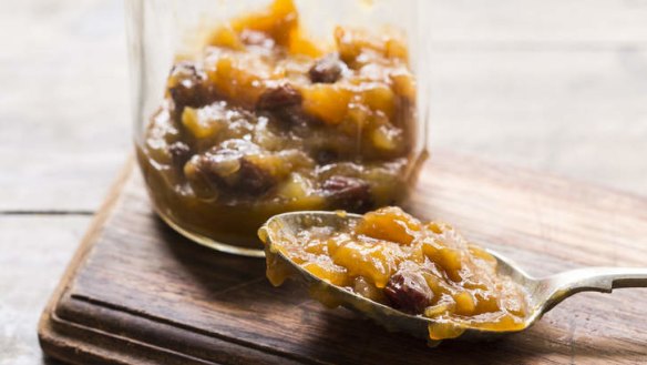 Green mango chutney is great served with grilled bacon, ham and chickpea salad or aged cheddar.