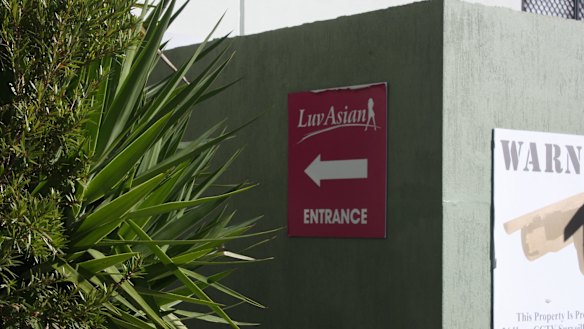 The former driver claims he drove Paul Pisasale in the mayoral car to the Luv Asian licensed brothel at Molendinar on the Gold Coast.