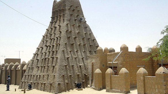 Timbuktu's tombs destroyed by militants