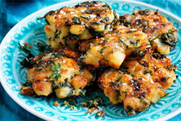 SPINACH-AND-FETA-CAKES-THUM