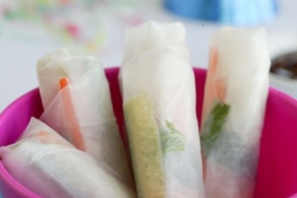 Chicken and cucumber rice paper rolls