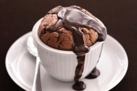 Chocolate souffle puddings