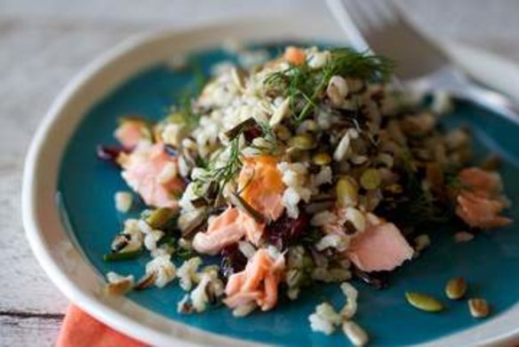 Pulled salmon salad with wild rice.