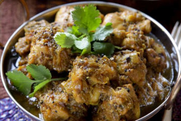 Peppery chicken curry.