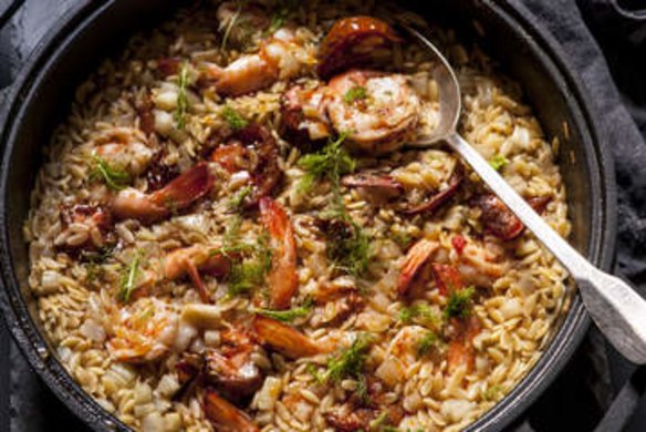 Fennel and orzo risotto with garlic prawns.