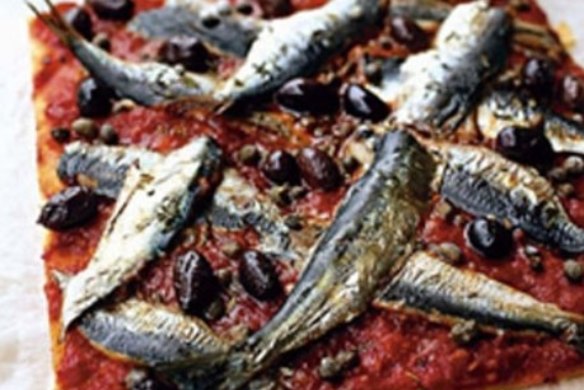 Sardine and tomato tart