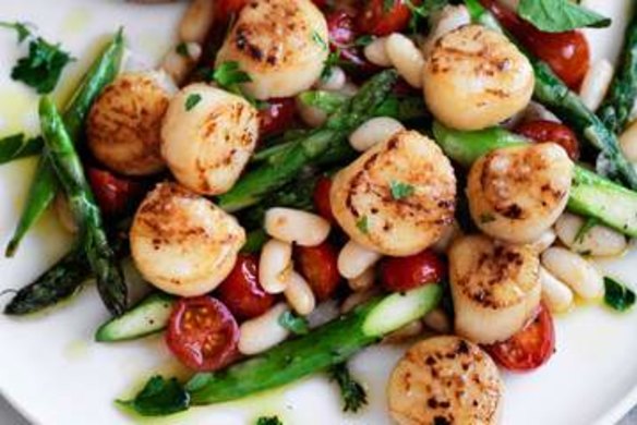 Seared scallops