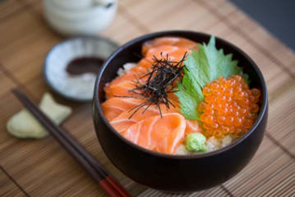 Adam Liaw's salmon oyakodon (salmon and roe rice bowl).