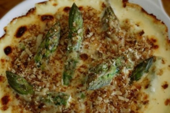 Asparagus gratin