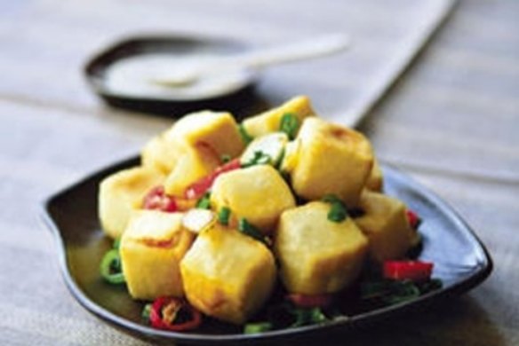 Salt and pepper tofu