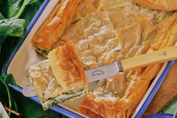 A slab-like spinach and feta pie.