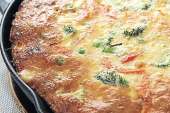 Broccoli, pea and chilli frittata