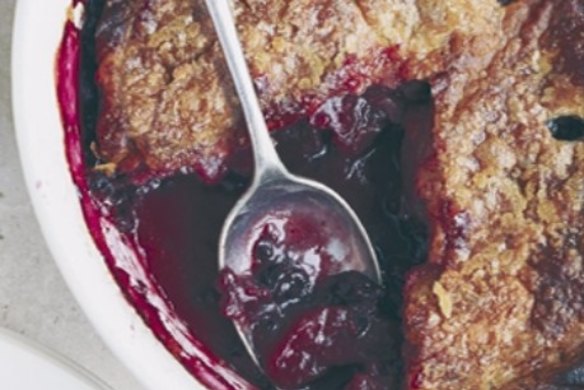 Blackberry & Apple Pie