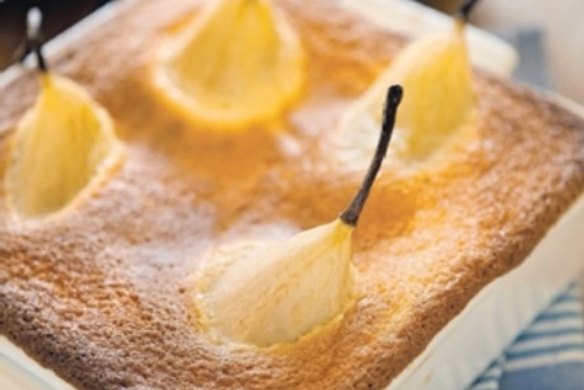 Peek-a-boo pear pudding