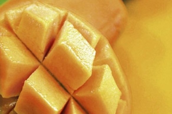 Mango with coconut and lemongrass cream