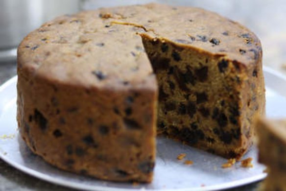 Christmas cake by Odette Martini.