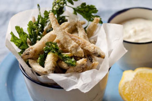 White bait chips with green Tabasco mayonnaise.