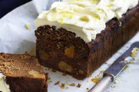 Honey carrot cake