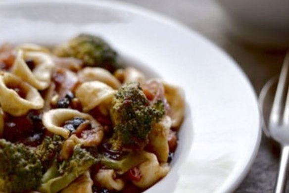 Orecchiette with currants, broccoli and pine nuts