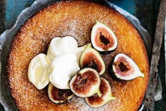 Fig and lemon yoghurt cake.