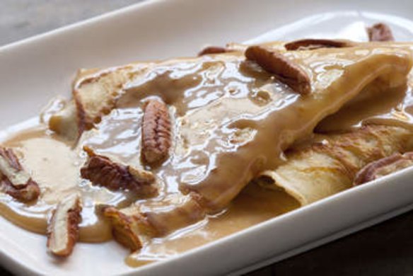 Crepes with pecans and dulce de leche.