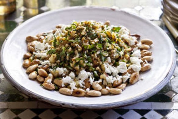 Barley, parsley and cauliflower salad.