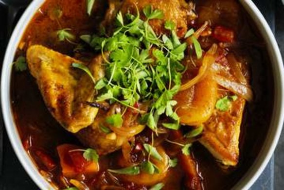 Chicken tagine with mango and apricot.