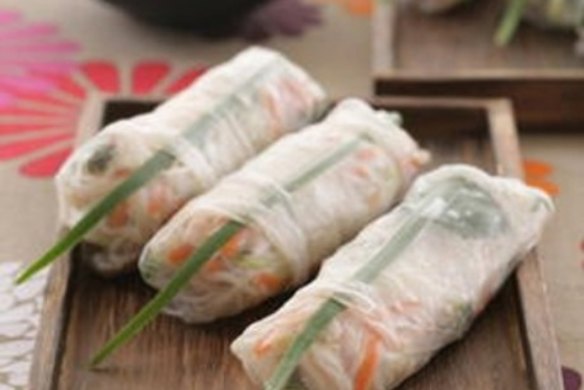Fresh prawn rice-paper rolls