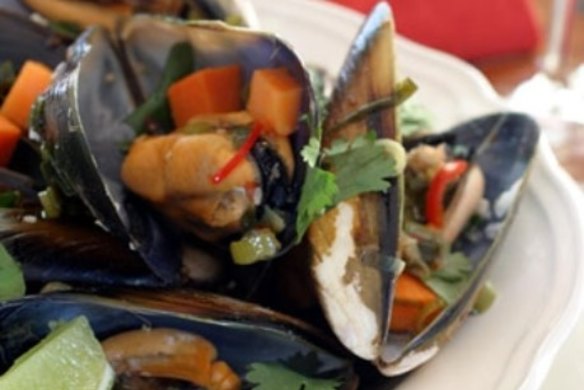 Thai mussels with sweet potato