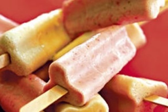 Fruit yoghurt icy poles