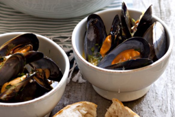 Mussels mariniere.