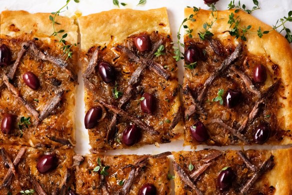 Pantry pizza: Pissaladiere.