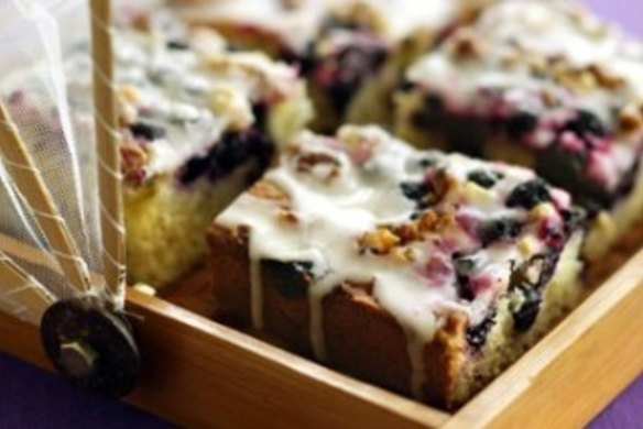 Prue's blueberry bake