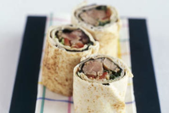 Pita wrap with nori, tuna and wasabi dressing
