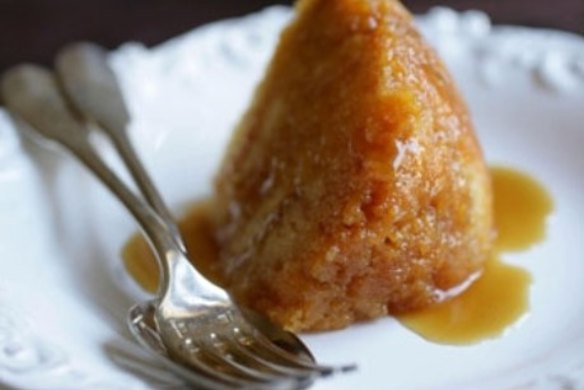 Golden Syrup English sponge pudding