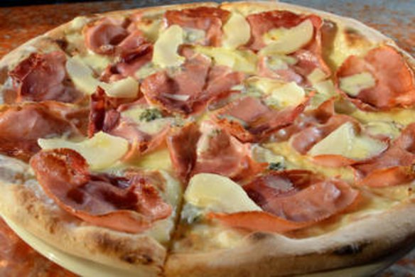 Speck, pear and gorgonzola pizza.