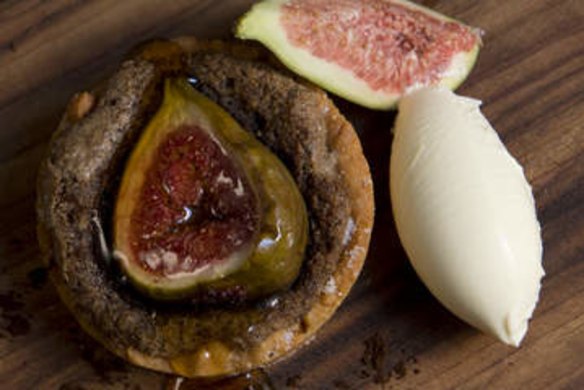 The Fig,Espresso and White Chocolate Tart with Creme Fresh at Pearl Caf?