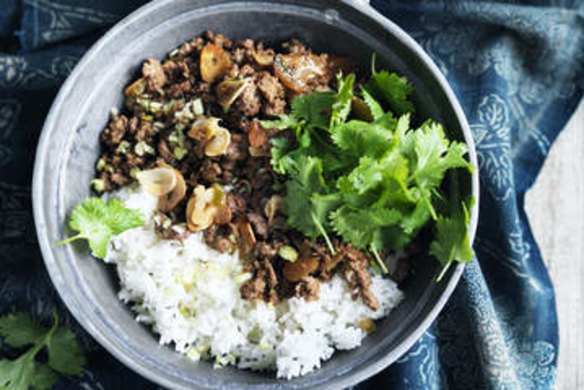 Stir-fried cumin lamb.