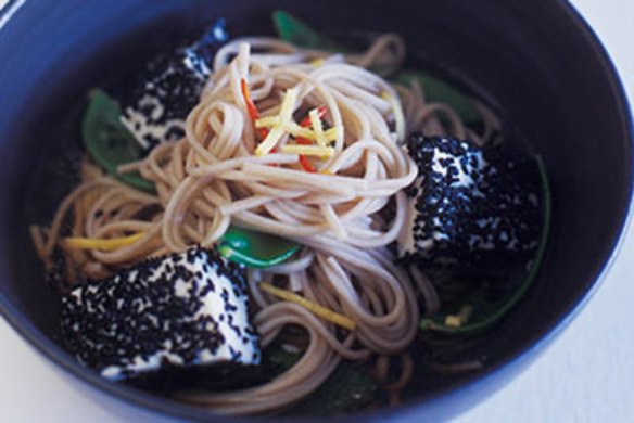 Soba noodles with snow peas, ginger and tofu.