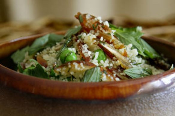 Couscous with dates and mint.