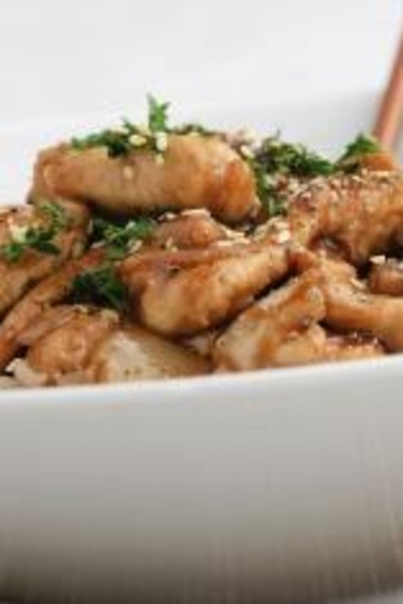 Different twist: Try adding nashi to hot and sour chicken stir fry.