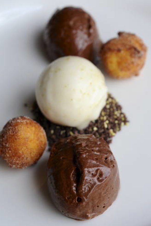 Dark chocolate mousse, pear sorbet, ricotta doughnuts at Pulp Kitchen