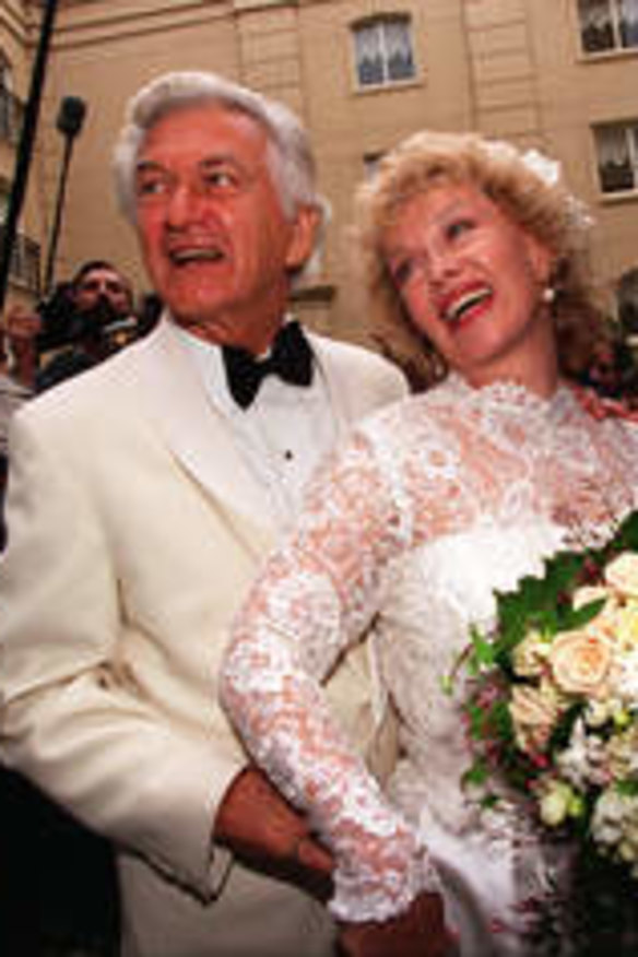 Nice day for a white wedding … Bob Hawke and Blanche d’Alpuget on their 1995 wedding day in Sydney.