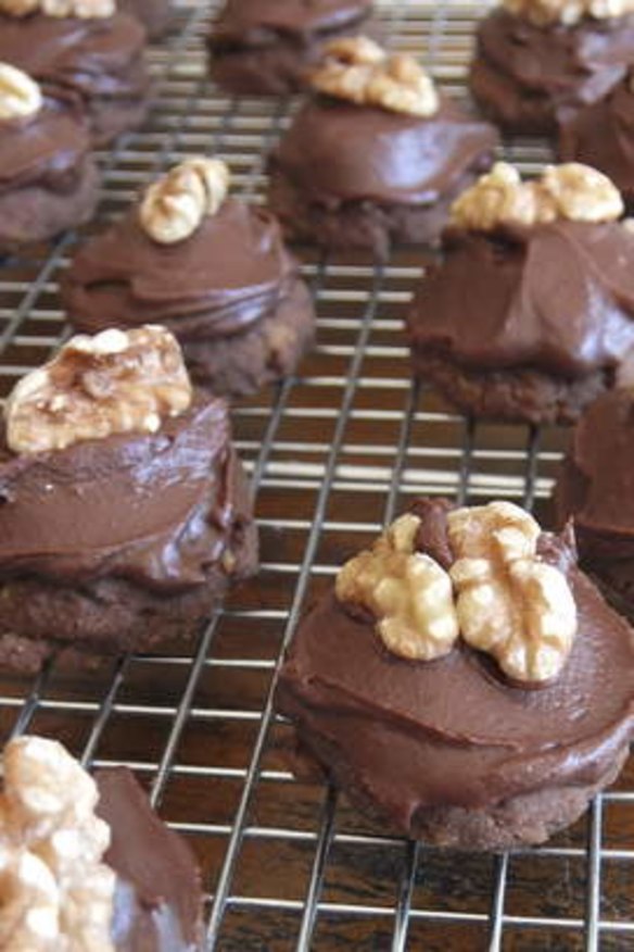 Diana Lampe's Afghan biscuits.