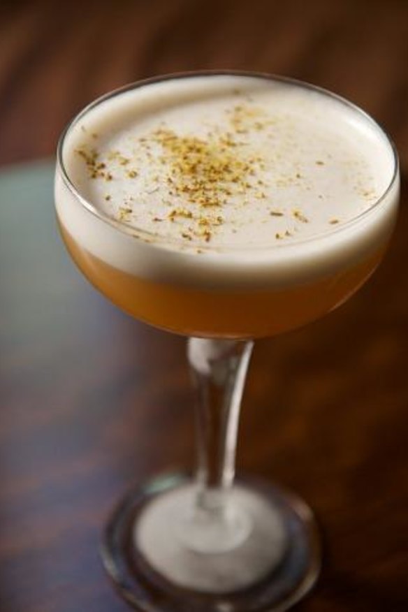 A Rosetta Sour cocktail.