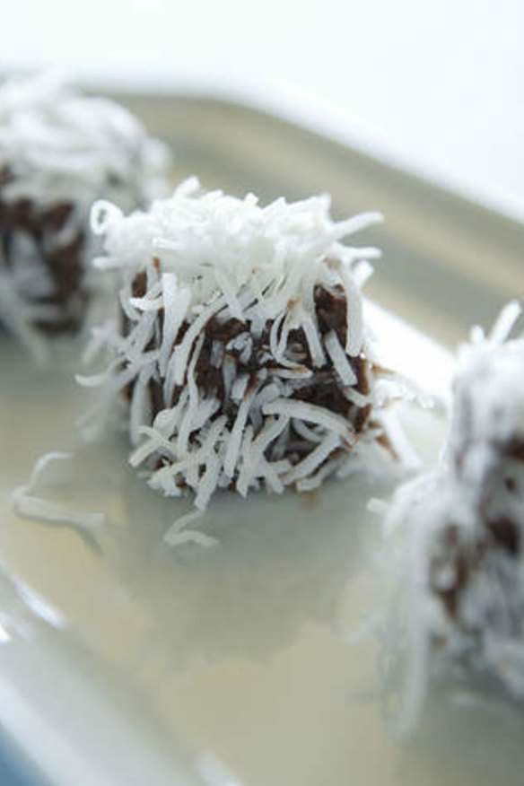 When making mini lamingtons, Nat Paull suggests incorporating jam into the icing.