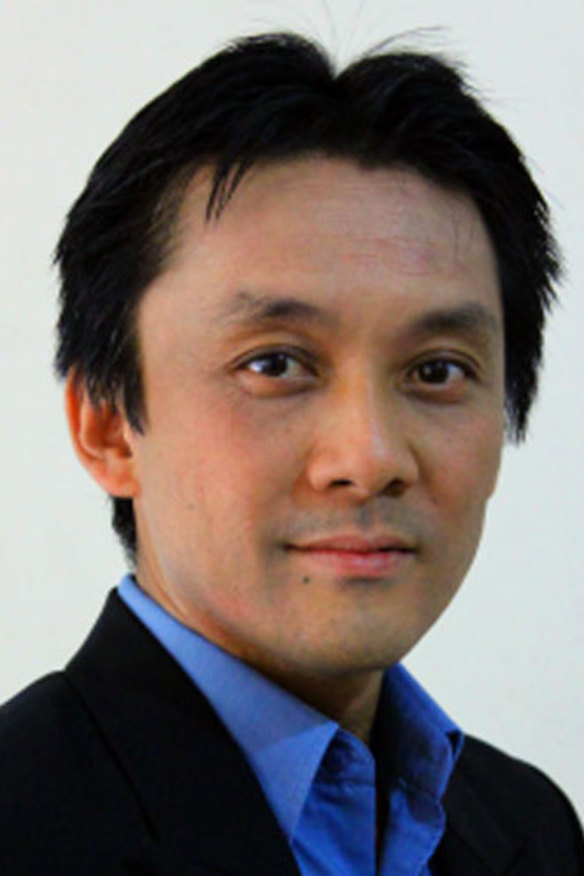 Chee Wong urges cautions when it comes to e-cards.