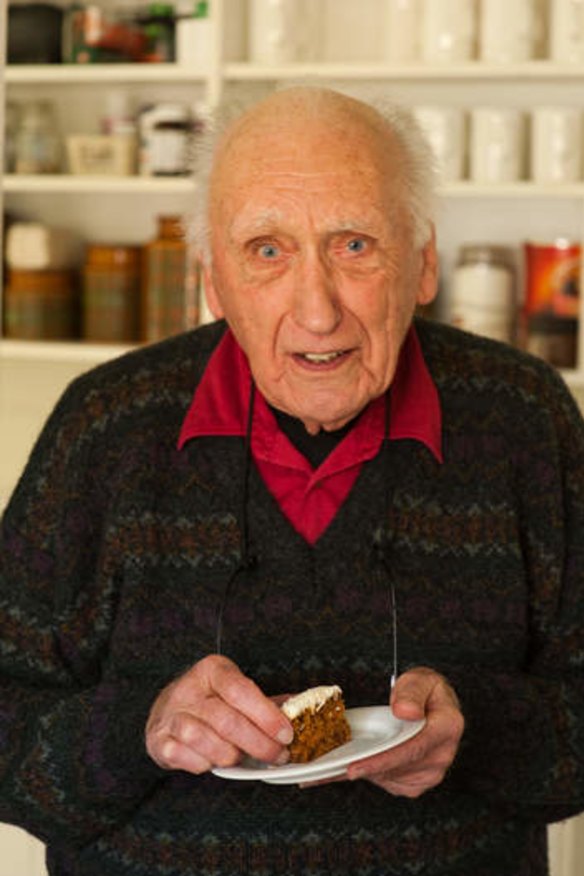 Ninety-year-old Bill Balding is missing his late wife Eleanor's excellent carrot cake. Can you help?
