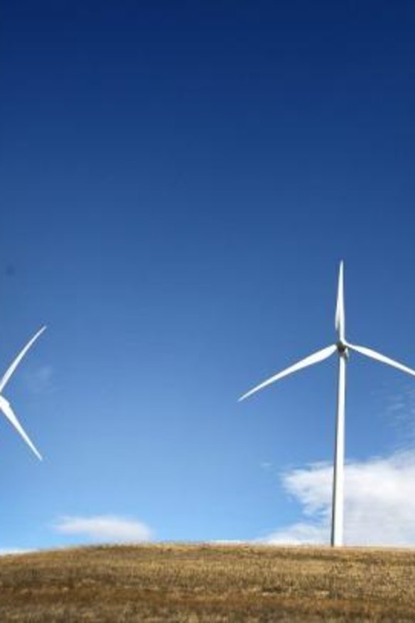 Climate prevention: Australians should not be building windmills and "all that rubbish".